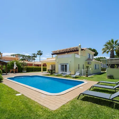 Private Pool For 8 Guests